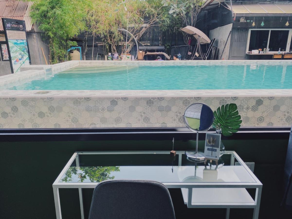 Chiangmai Moli Inn (Adults Only) เชียงใหม่ ภายนอก รูปภาพ